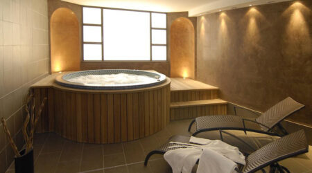 Installation d’un spa et sauna dans un hôtel 4 étoiles
